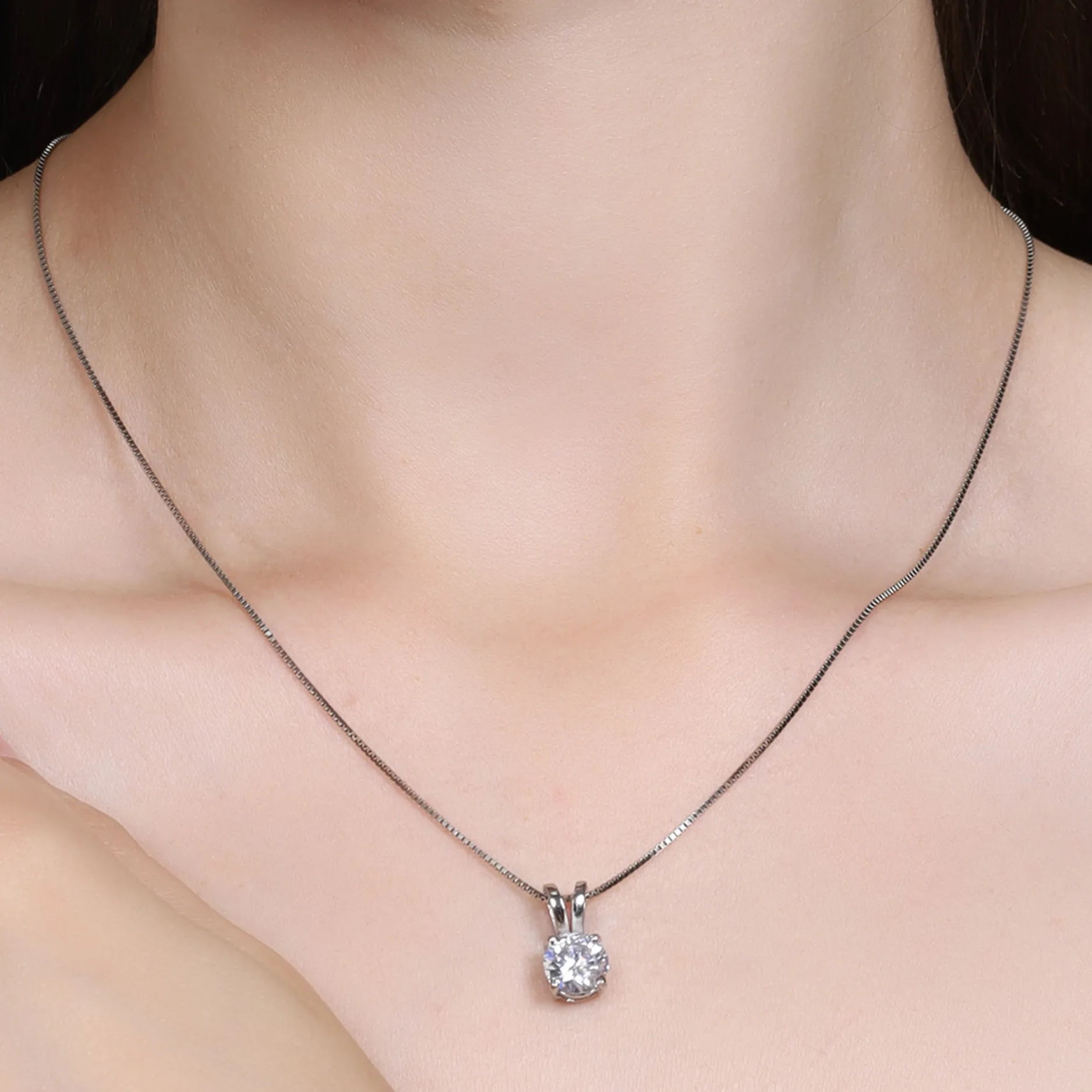 925 Sterling Silver Solitaire Pendant with Pure Silver Link Chain