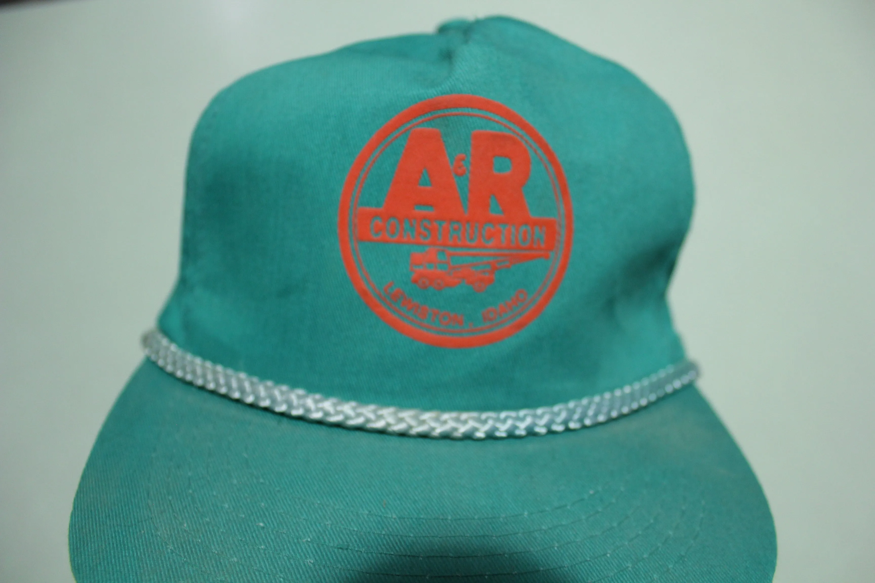 A&R Construction Lewiston Idaho Vintage 80's Adjustable Snapback Trucker Rope Hat