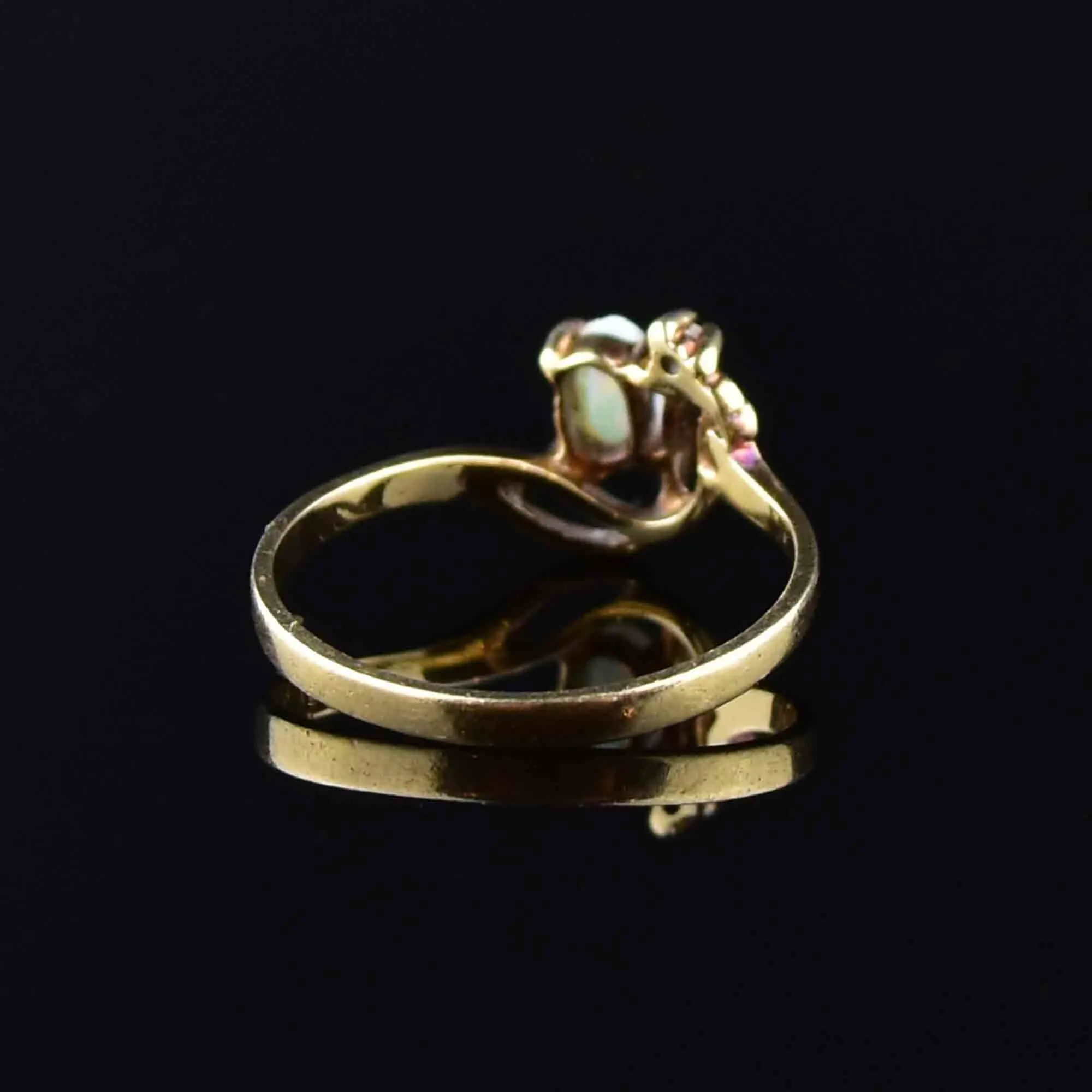 Vintage 10K Gold Opal Diamond Ring