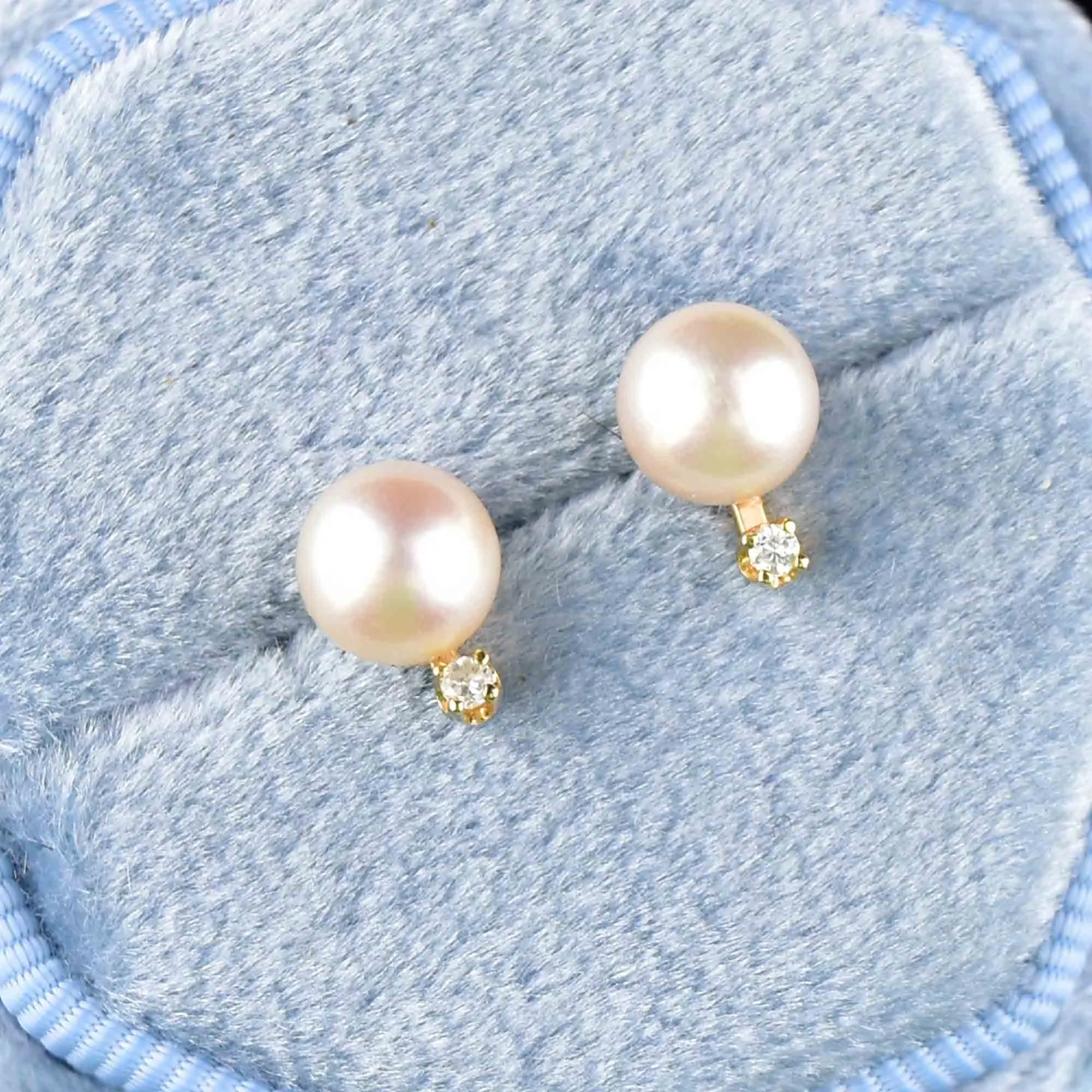 Vintage 14K Gold Diamond Pearl Stud Earrings