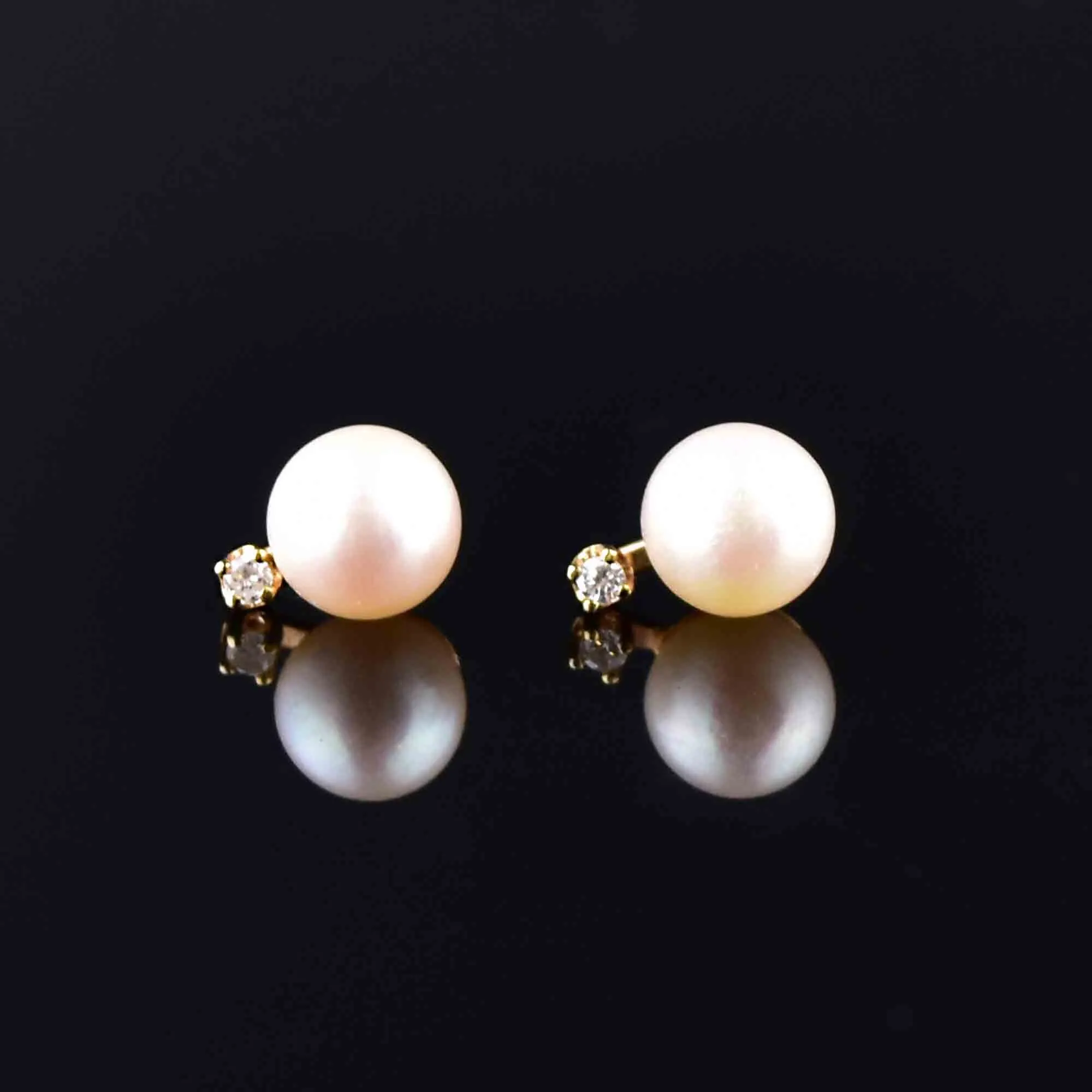 Vintage 14K Gold Diamond Pearl Stud Earrings