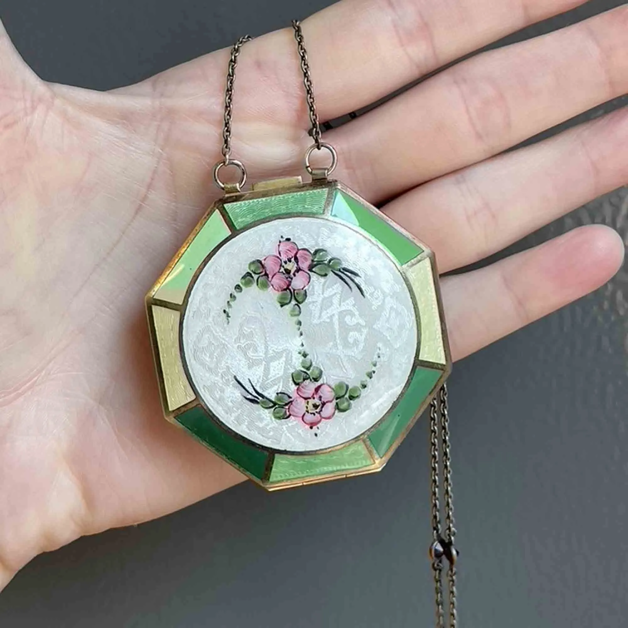 Vintage Art Deco Guilloche Enamel Rouge Powder Locket Necklace